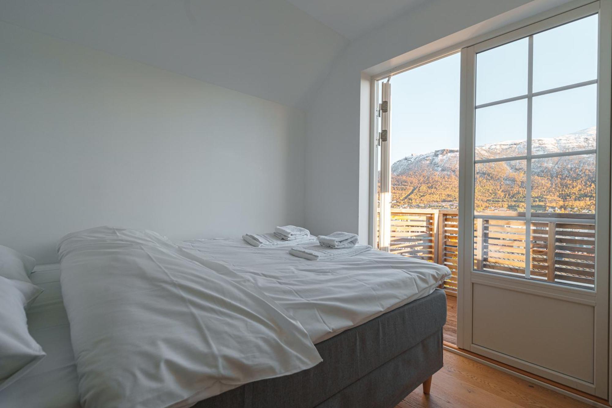 Modern House With Great View! Apartment Tromso Exterior photo